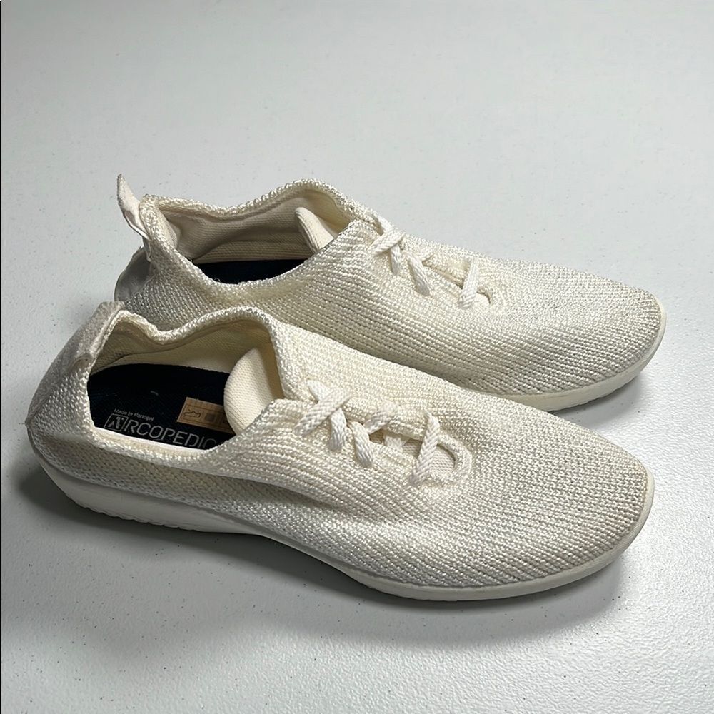 Arcopedico LS Shoes